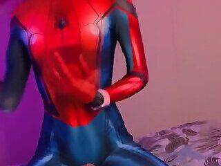 Spider-Tranny Cums - ashemaletube.com
