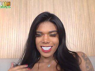 BRAZILIAN-TRANSSEXUALS: Sexy Thayna Jordana in Red - ashemaletube.com - Brazil