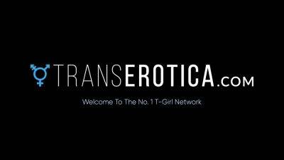 TRANSEROTICA Redhead Trans Shiri Allwood Masturbates Solo - drtuber.com