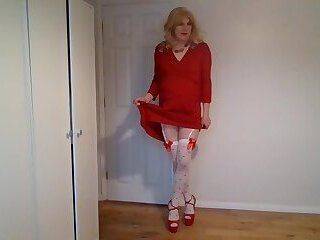 Hot red dress, heels and no panties - ashemaletube.com